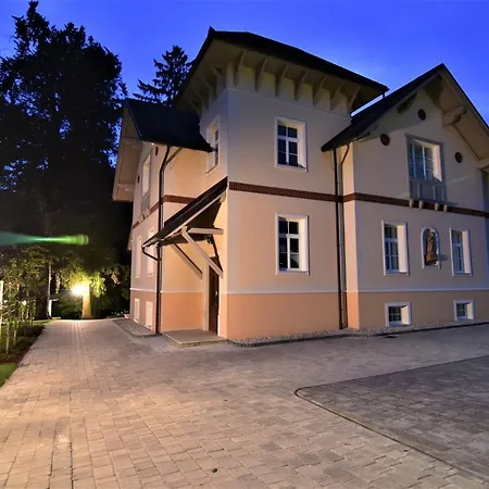 Lake Kljuce Апартаменты
